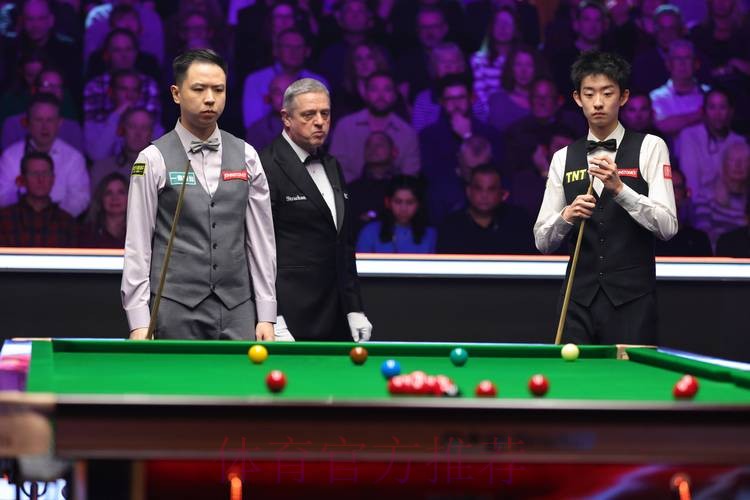 斯诺克大师赛:吴宜泽战胜肖国栋晋级四强 斯诺克大师赛:吴宜泽战胜肖国栋晋级四强